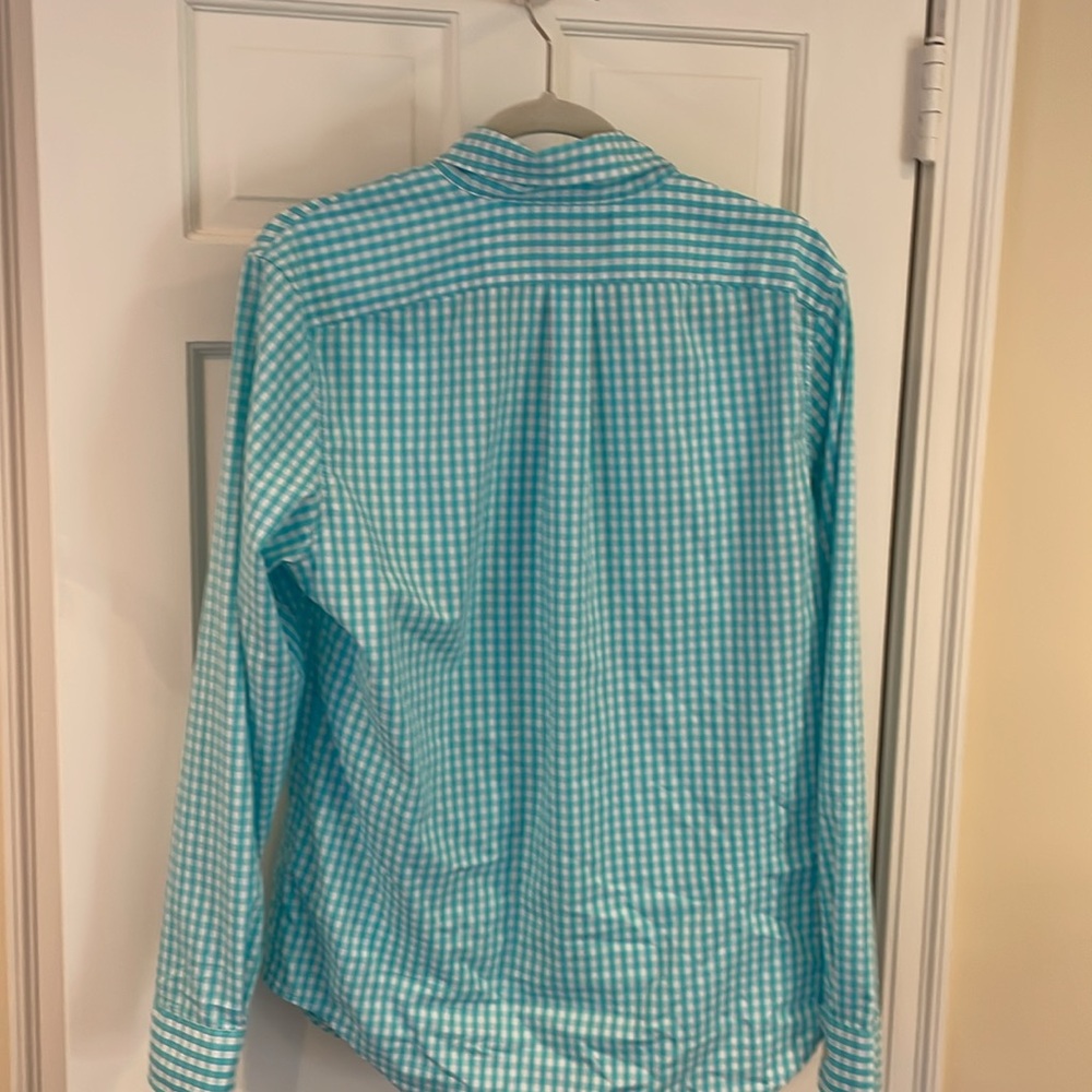 Vineyard Vines Button Down - image 3